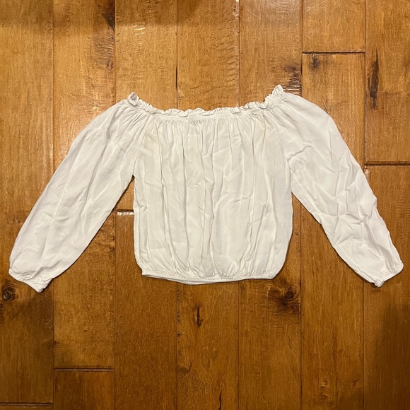Brandy Melville White Off the Shoulder Maura Top - Picture 9 of 10